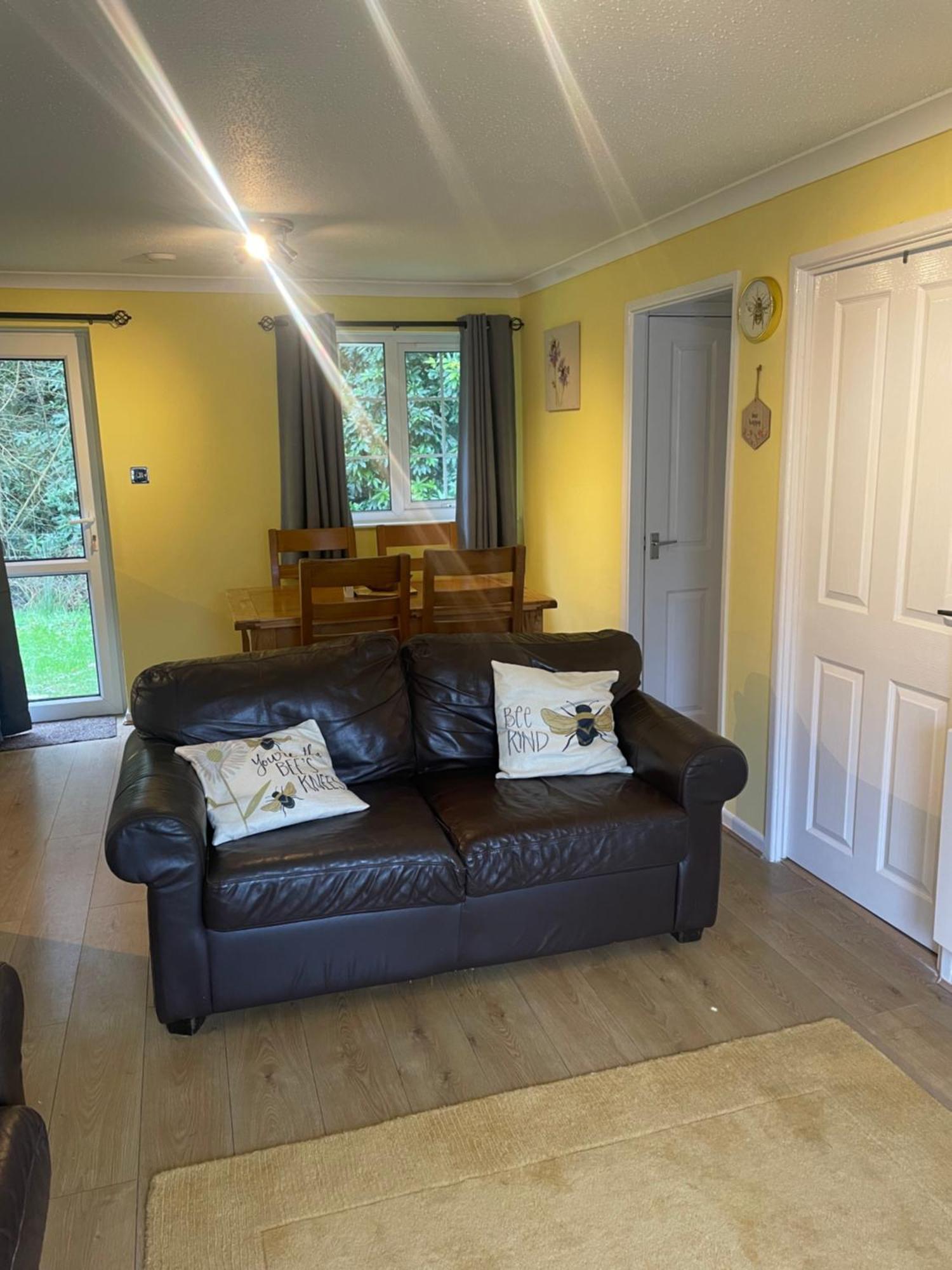 Bumblebee Lodge Saint Cleer Ngoại thất bức ảnh